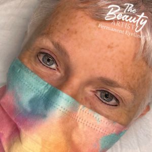 Example of permanent eyeliner